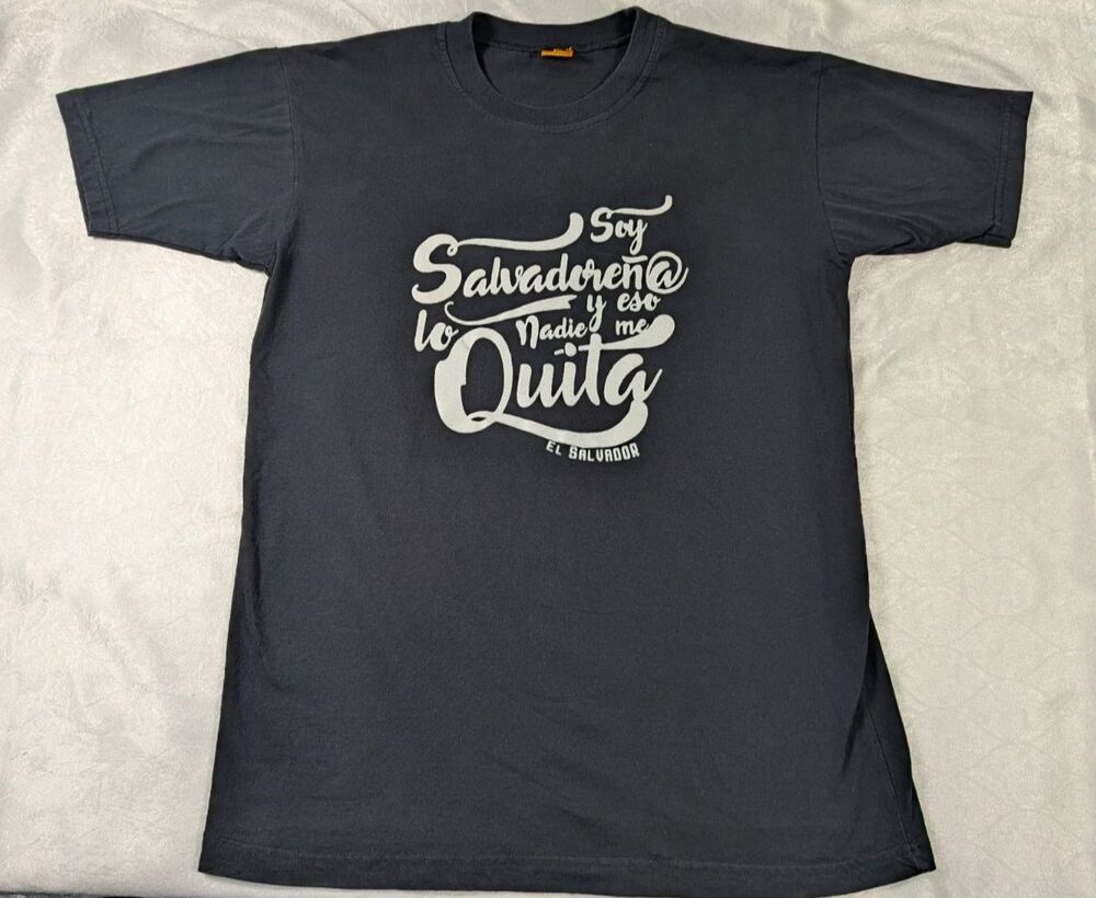 El Salvador Salvadoreña Latina Pride Graphic Tee Women’s M Va-NAO